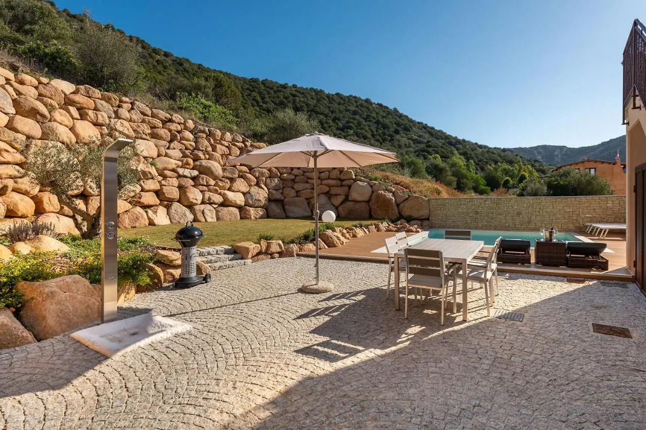 Villa Sa Rocca Junior & Suite Chia