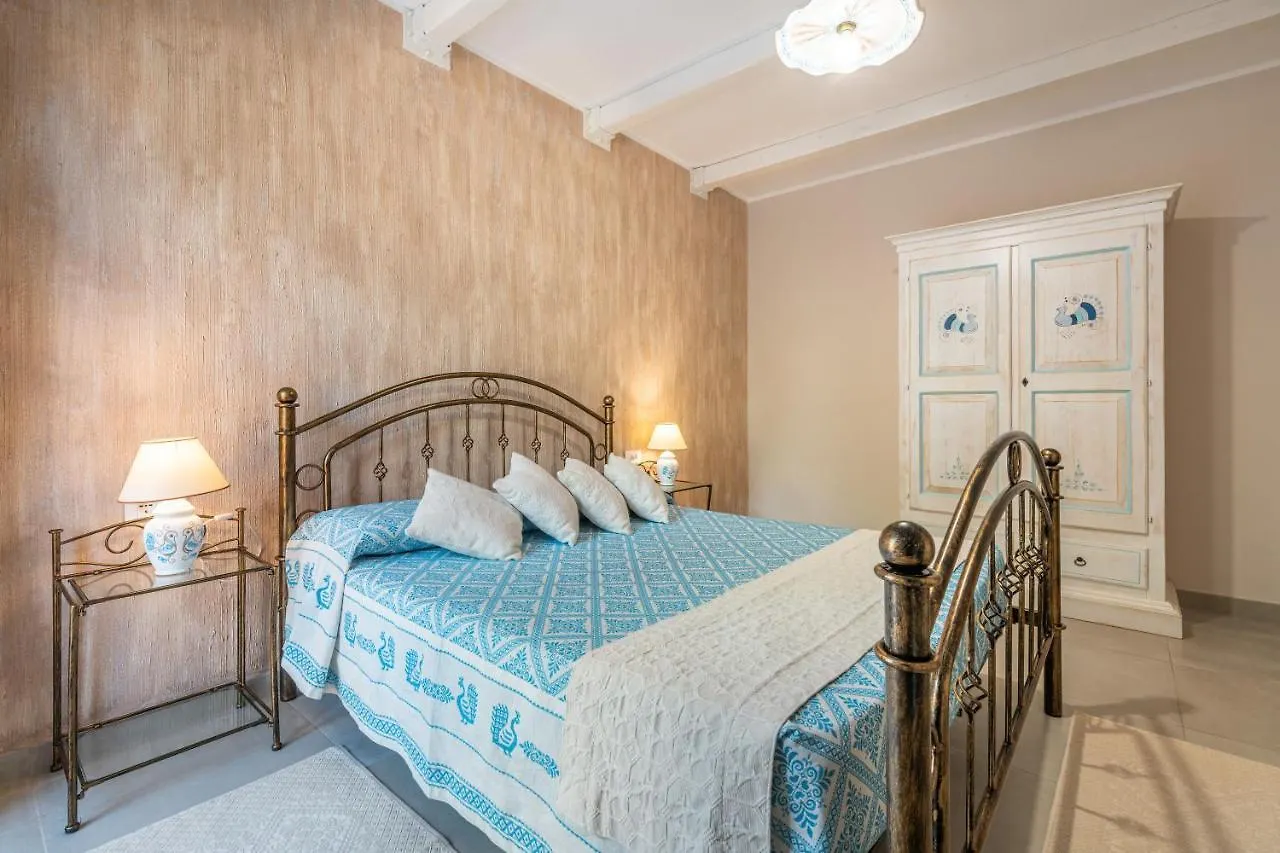 Villa Sa Rocca Junior & Suite Chia Itália